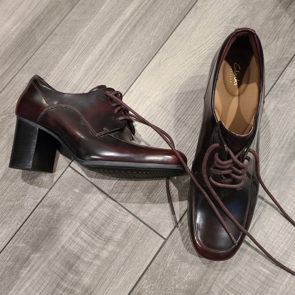 Clarks lace up bootie